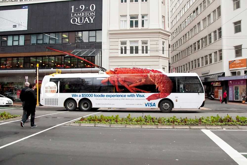 Chiêm ngưỡng những mẫu quảng cáo trên xe buýt cực sáng tạo